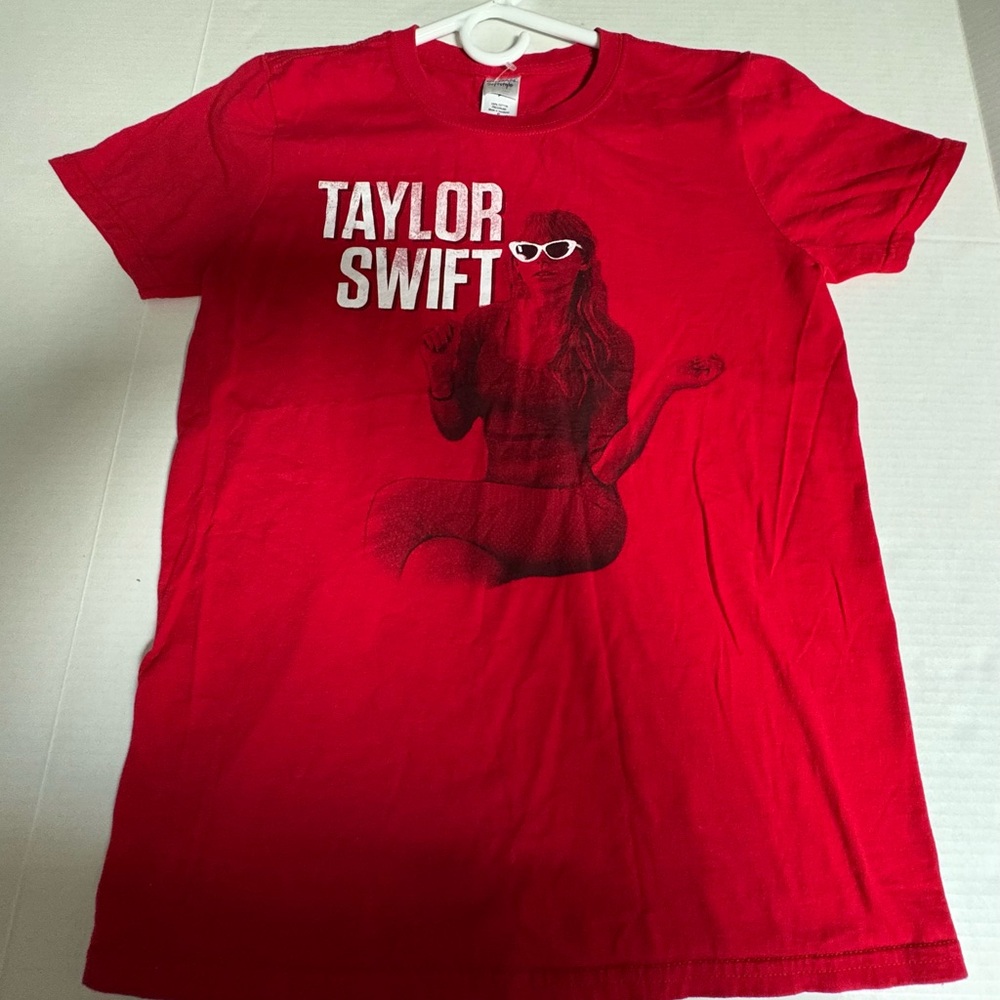 Taylor Swift Kids Tee in Bold Red